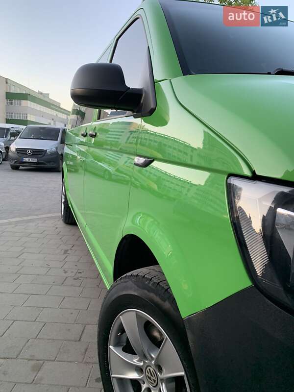Минивэн Volkswagen Transporter 2015 в Ивано-Франковске