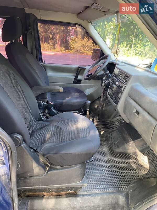 Мінівен Volkswagen Transporter 1994 в Звягелі