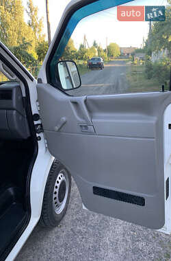 Минивэн Volkswagen Transporter 2000 в 