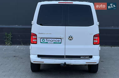 Грузовой фургон Volkswagen Transporter 2017 в 