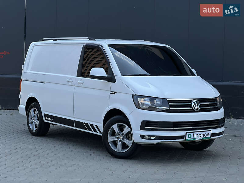 Грузовой фургон Volkswagen Transporter 2017 в Киеве