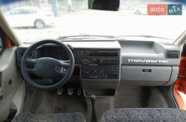 Минивэн Volkswagen Transporter 1997 в 