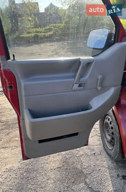 Минивэн Volkswagen Transporter 1996 в 