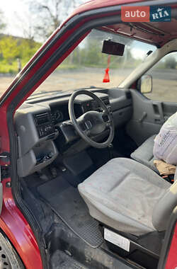 Минивэн Volkswagen Transporter 1996 в 