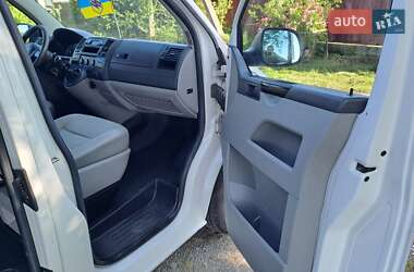Минивэн Volkswagen Transporter 2010 в 