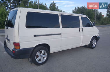Минивэн Volkswagen Transporter 2000 в 