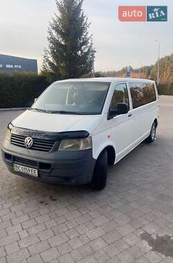 Минивэн Volkswagen Transporter 2005 в  фото 4 Минивэн Volkswagen Transporter 2005 в