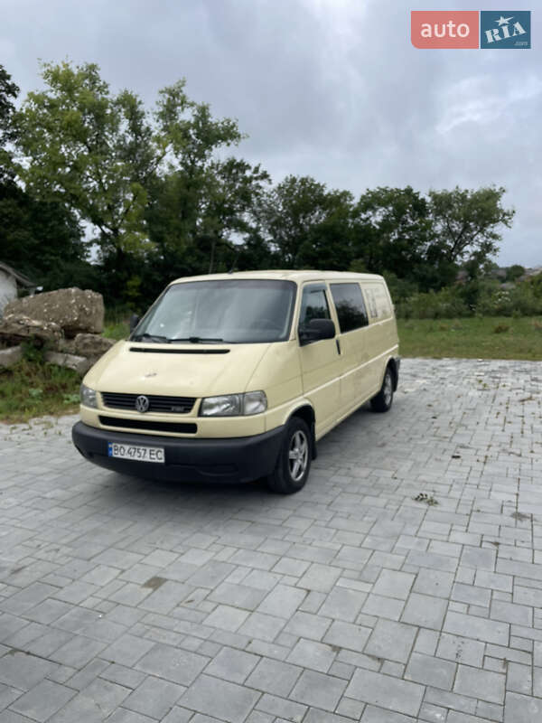 Мінівен Volkswagen Transporter 2000 в Хоросткові