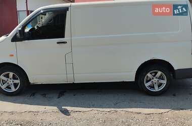 Грузовой фургон Volkswagen Transporter 2004 в 