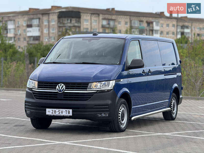 Грузовой фургон Volkswagen Transporter 2021 в Дубно