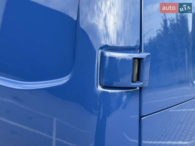 Грузовой фургон Volkswagen Transporter 2021 в Дубно