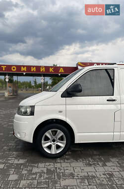 Грузовой фургон Volkswagen Transporter 2012 в Виноградове