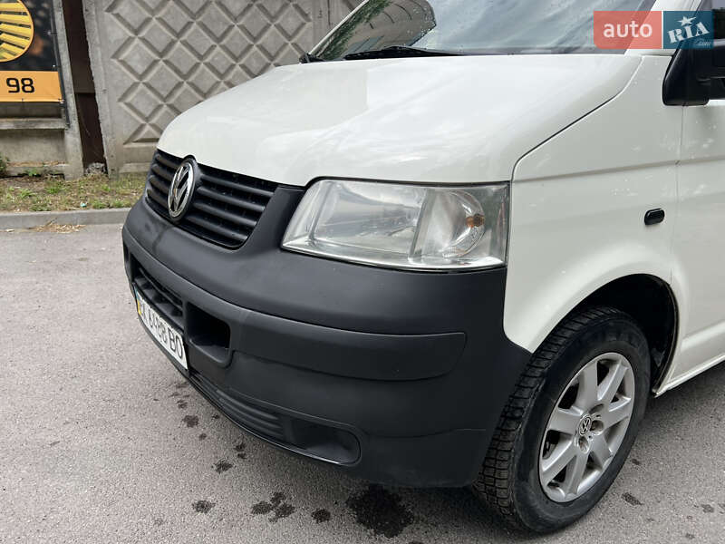 Минивэн Volkswagen Transporter 2003 в Каменец-Подольском