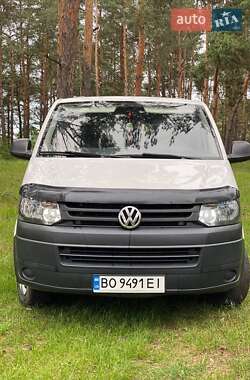 Минивэн Volkswagen Transporter 2015 в 