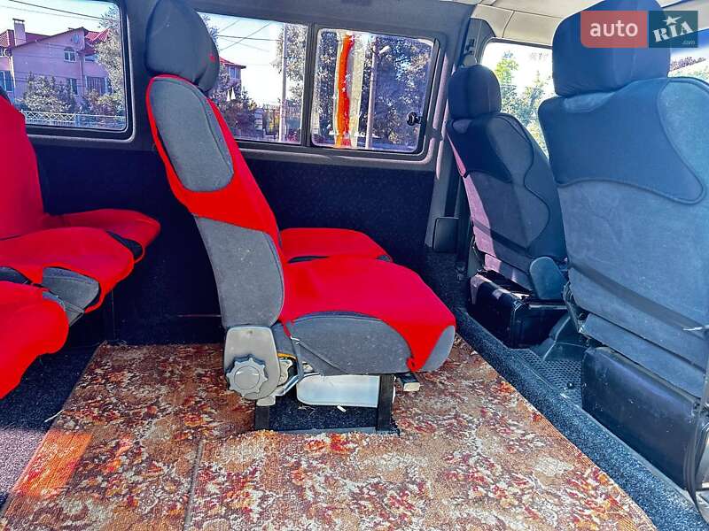 Мінівен Volkswagen Transporter 2000 в Хмельницькому