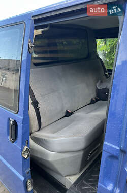 Минивэн Volkswagen Transporter 2000 в 