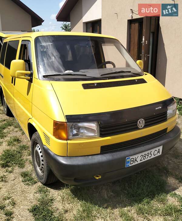 Минивэн Volkswagen Transporter 2000 в 