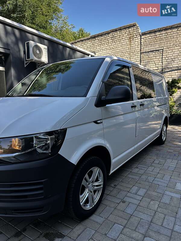 Минивэн Volkswagen Transporter 2017 в Кременчуге