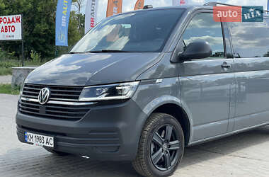 Минивэн Volkswagen Transporter 2021 в 