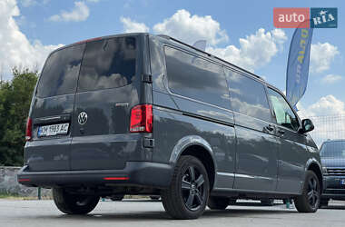 Минивэн Volkswagen Transporter 2021 в 