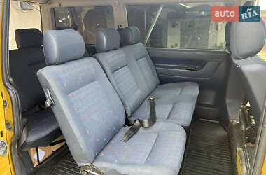 Минивэн Volkswagen Transporter 2000 в 