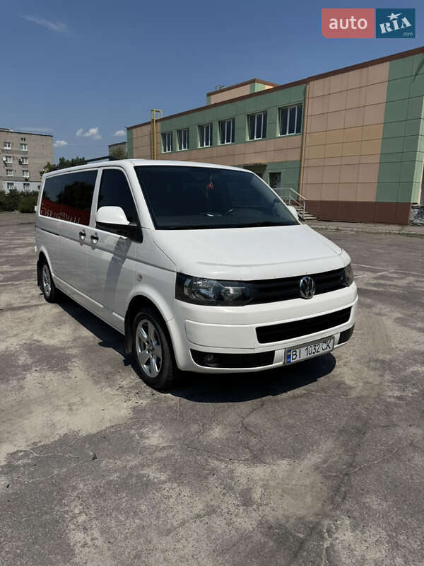 Мінівен Volkswagen Transporter 2012 в Верхньодніпровську