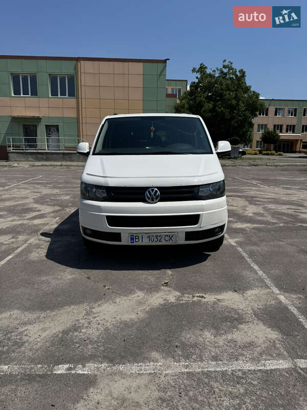 Мінівен Volkswagen Transporter 2012 в Верхньодніпровську