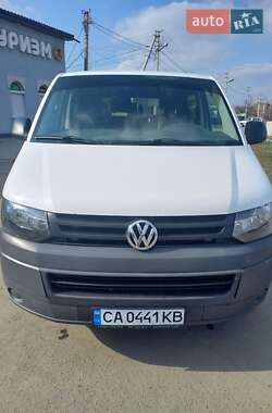 Минивэн Volkswagen Transporter 2012 в 