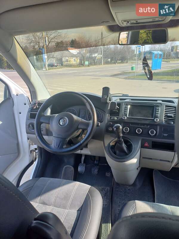 Минивэн Volkswagen Transporter 2012 в Умани