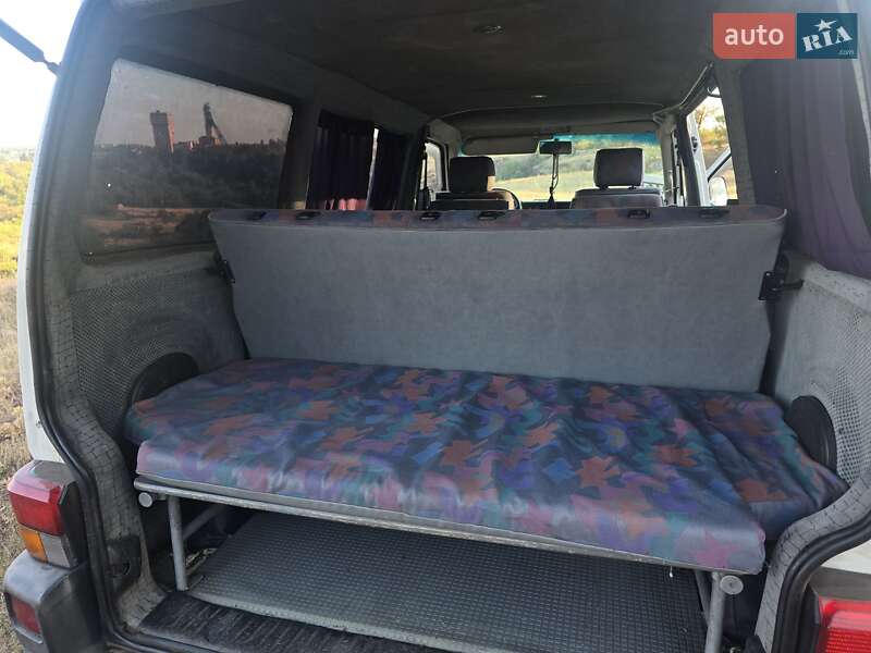 Минивэн Volkswagen Transporter 1999 в Кривом Роге