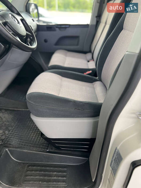 Мінівен Volkswagen Transporter 2008 в Запоріжжі