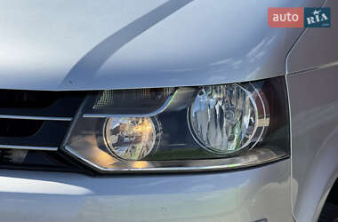 Минивэн Volkswagen Transporter 2012 в 