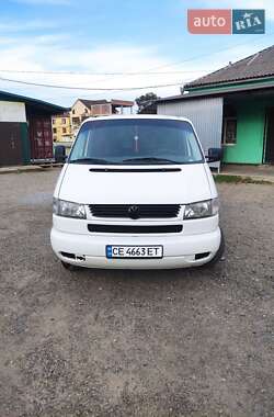Минивэн Volkswagen Transporter 2000 в Глыбокой