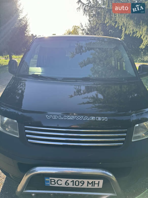 Мінівен Volkswagen Transporter 2004 в Стрию