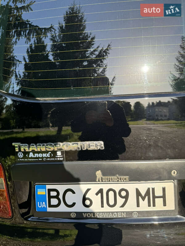 Мінівен Volkswagen Transporter 2004 в Стрию