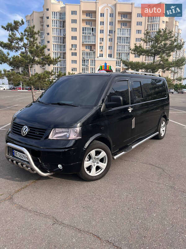 Минивэн Volkswagen Transporter 2004 в 