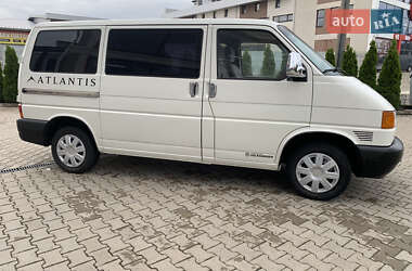 Минивэн Volkswagen Transporter 2000 в 