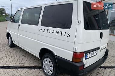 Минивэн Volkswagen Transporter 2000 в 