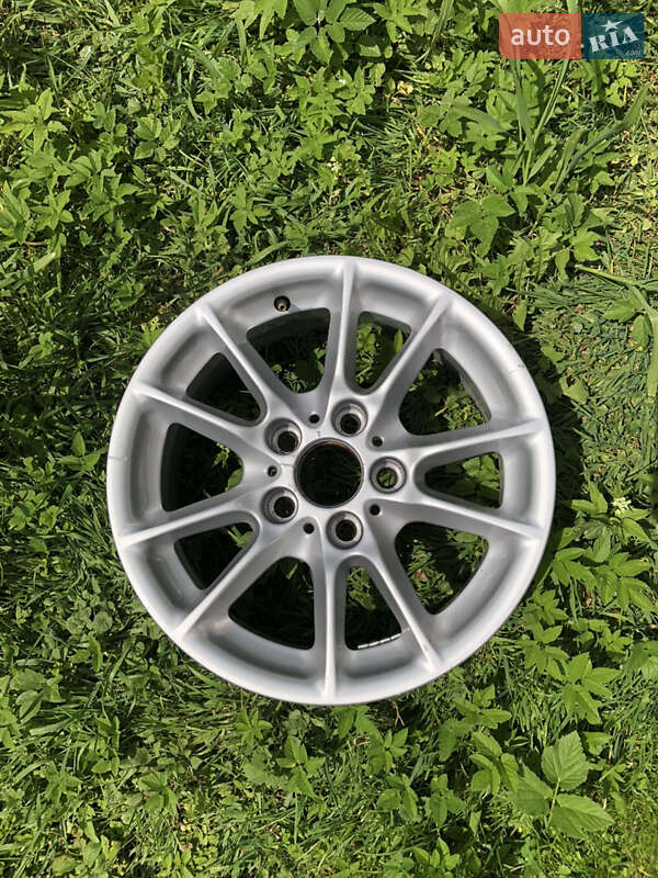 Мінівен Volkswagen Transporter 2004 в Стрию