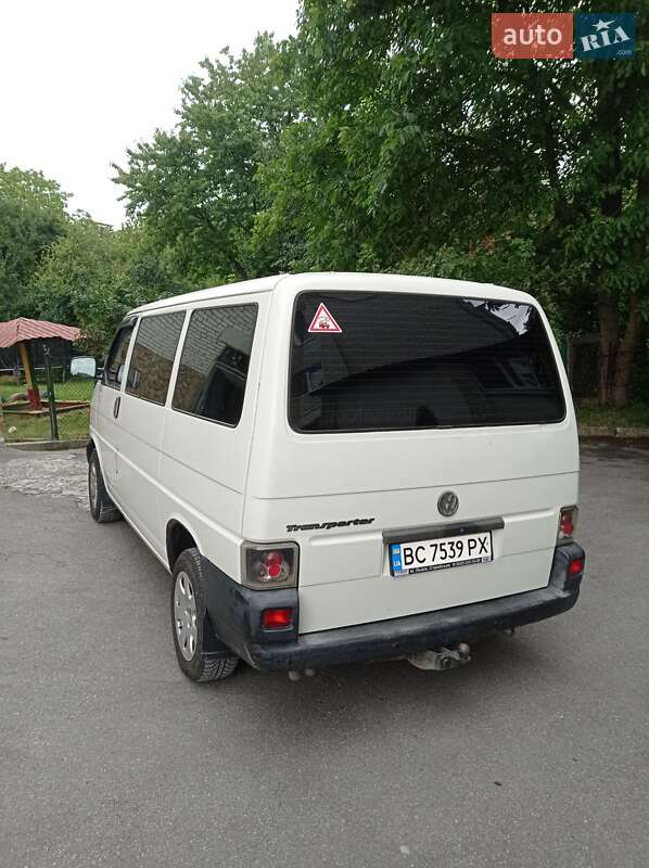 Минивэн Volkswagen Transporter 2002 в Львове