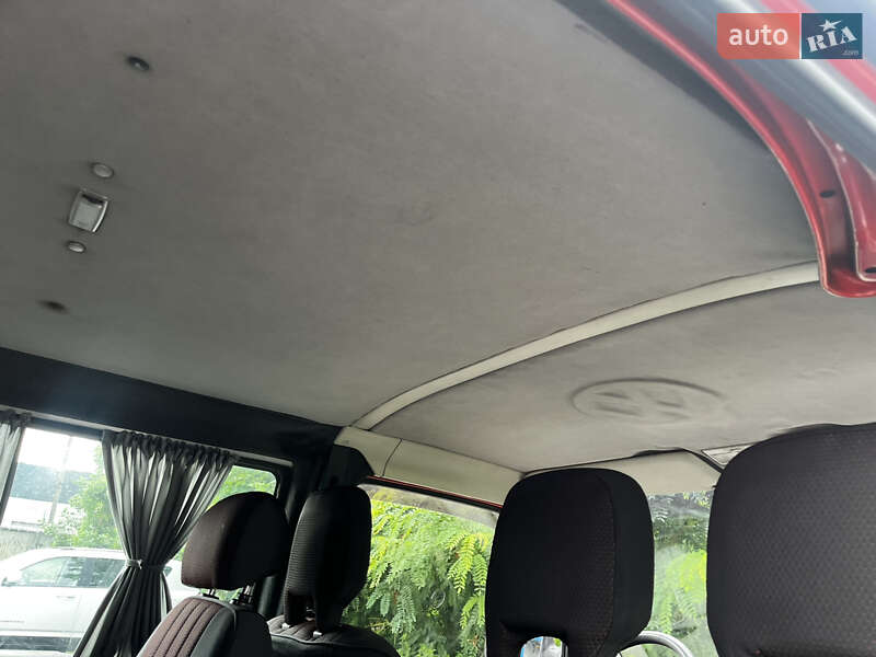 Минивэн Volkswagen Transporter 2001 в Чернигове