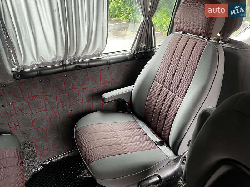 Минивэн Volkswagen Transporter 2001 в Чернигове