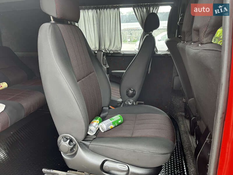 Минивэн Volkswagen Transporter 2001 в Чернигове