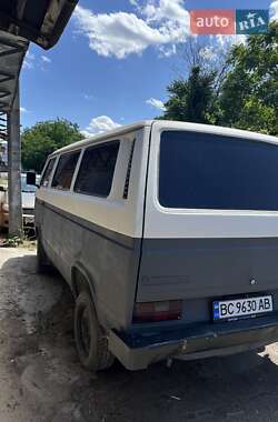 Грузовой фургон Volkswagen Transporter 1984 в 
