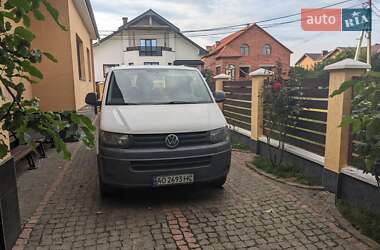 Минивэн Volkswagen Transporter 2013 в 