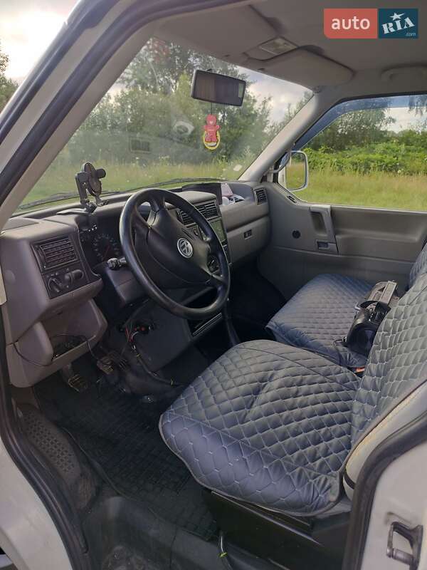 Минивэн Volkswagen Transporter 2003 в Рокитном