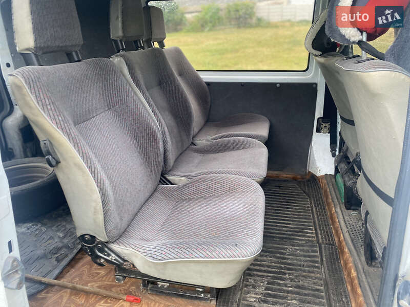 Минивэн Volkswagen Transporter 1995 в Коростышеве