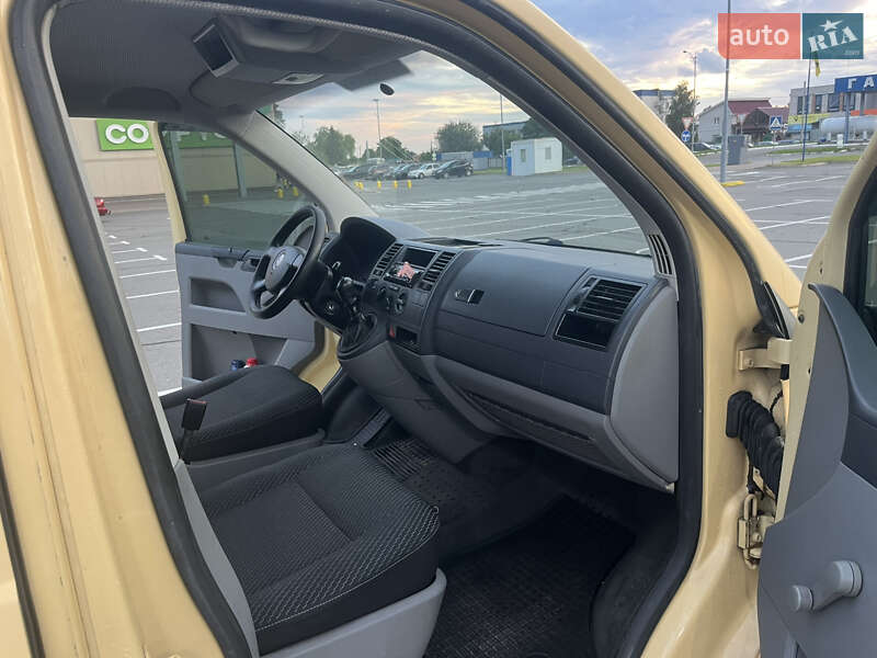 Мінівен Volkswagen Transporter 2007 в Києві