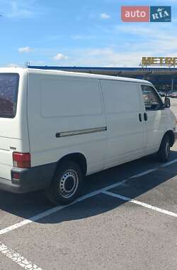 Минивэн Volkswagen Transporter 2000 в 