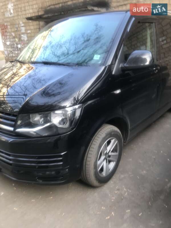 Минивэн Volkswagen Transporter 2016 в Киеве